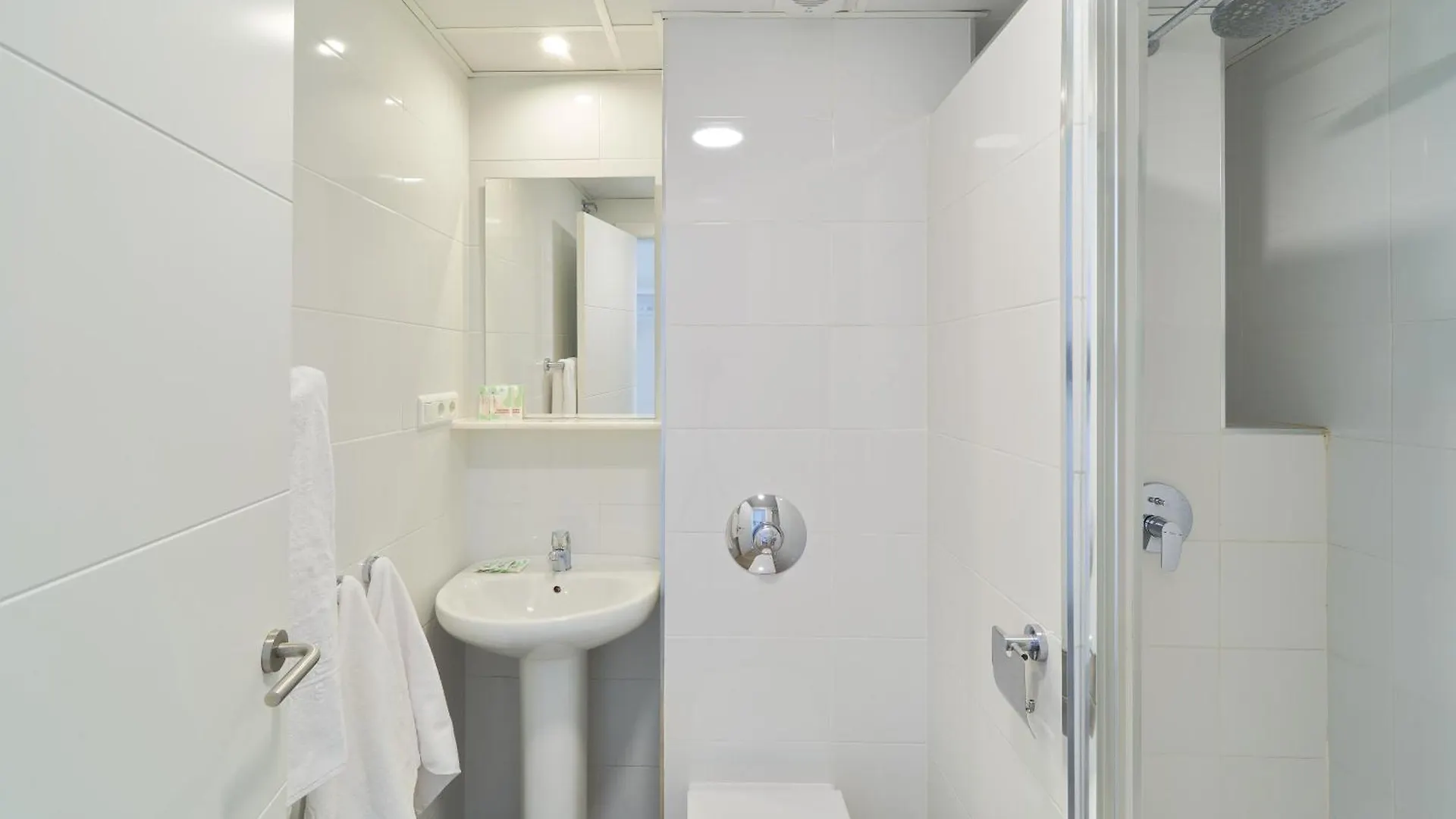 Hostal Sol Y Miel Benalmádena Πανσιόν