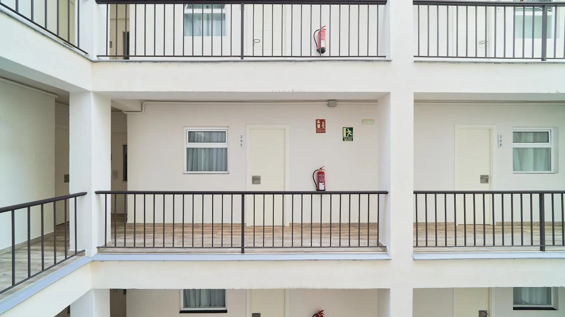 ** Πανσιόν Hostal Sol Y Miel Benalmádena Ισπανία