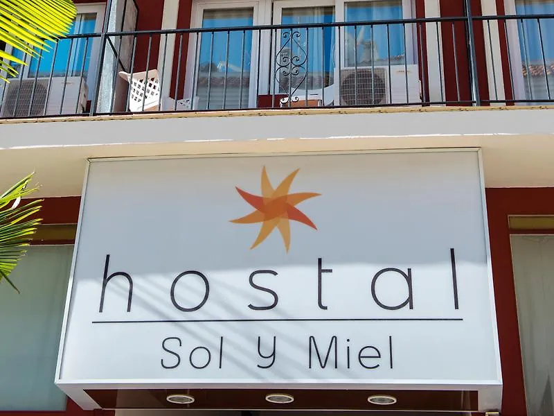 Guest house Hostal Sol Y Miel Benalmadena