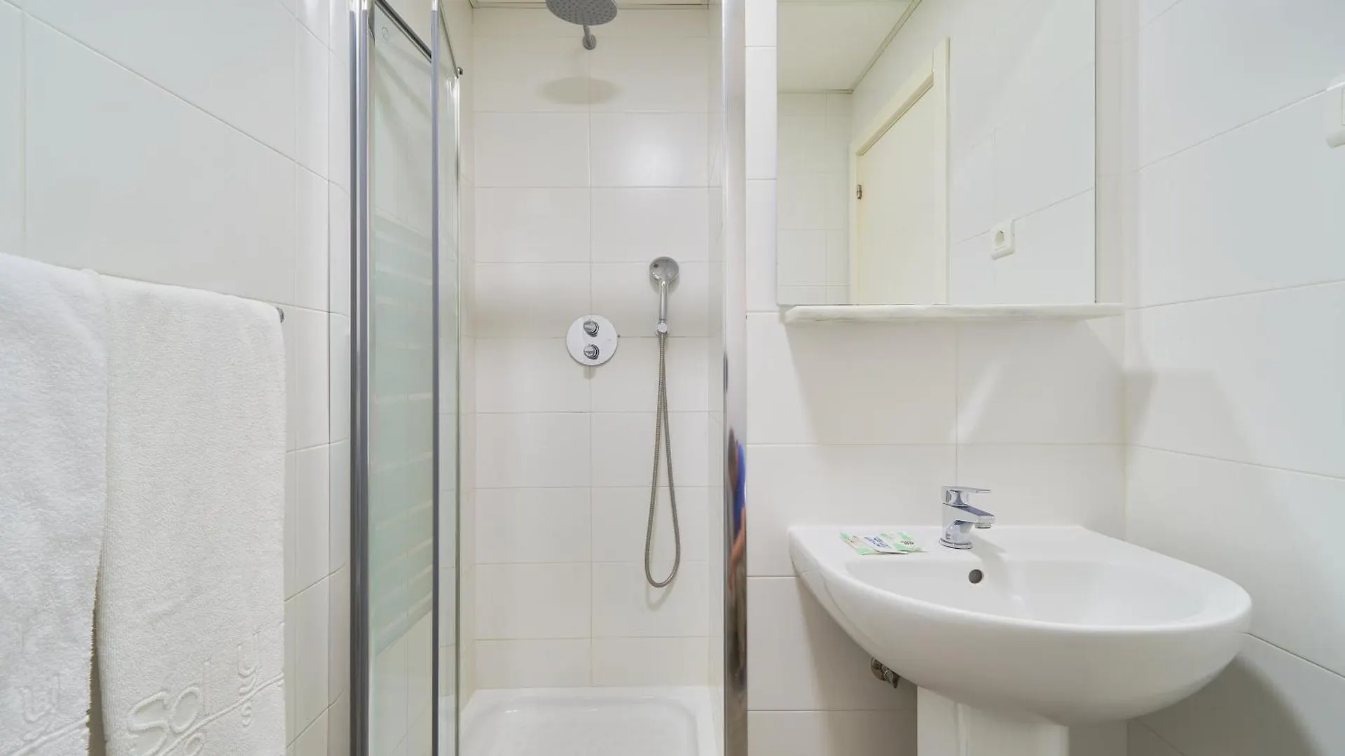 Guest house Hostal Sol Y Miel Benalmadena